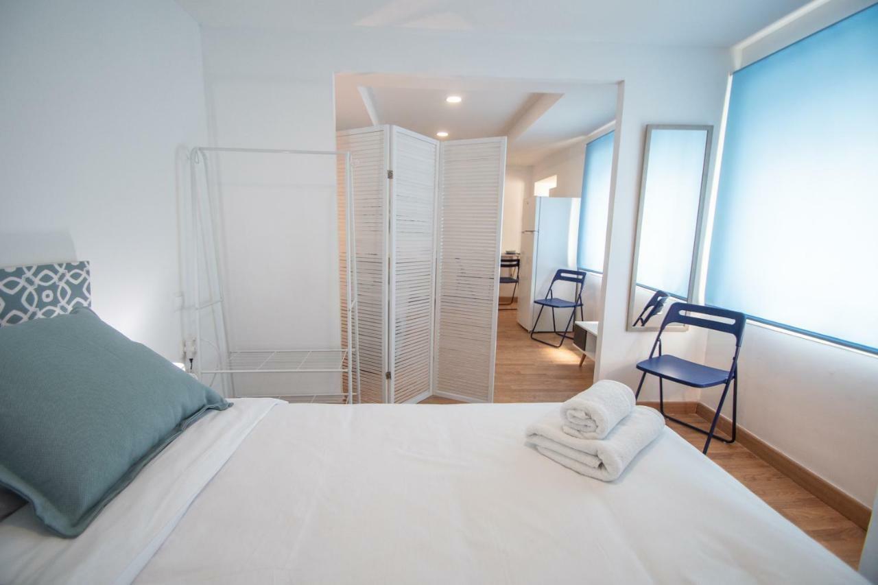 شقة Apartamento Aires Mediterraneos كاديز المظهر الخارجي الصورة
